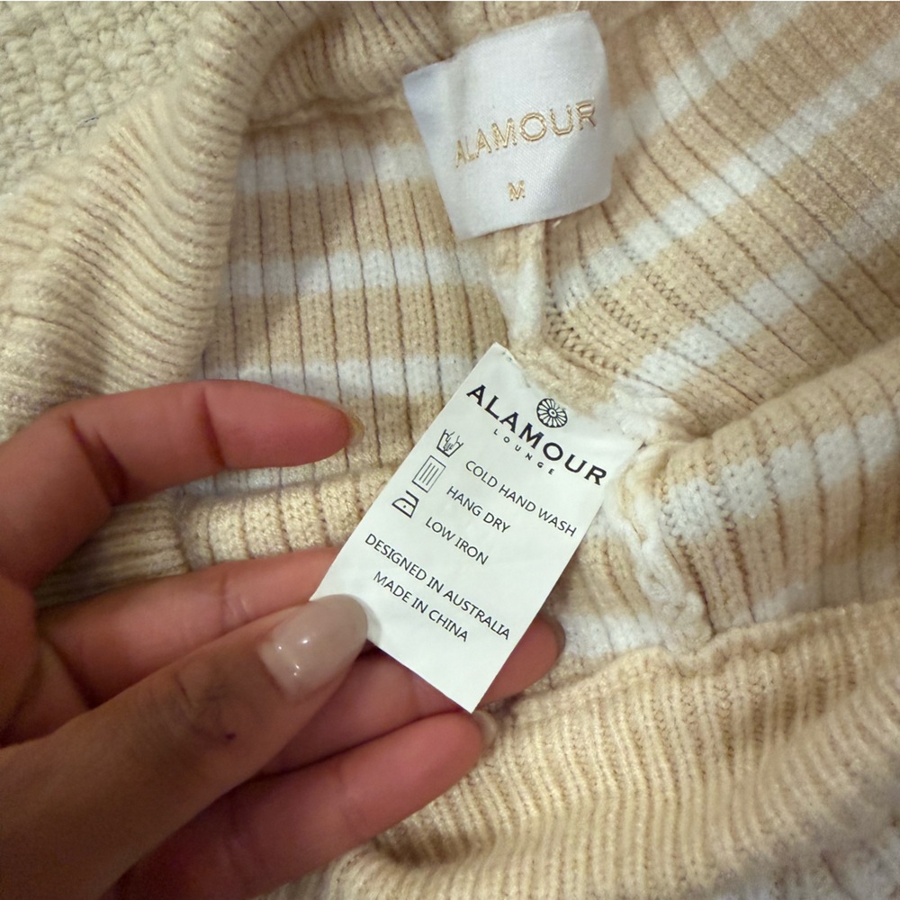 ALAMOUR Striped Ribbed drawstring pants - Picture 4 of 5